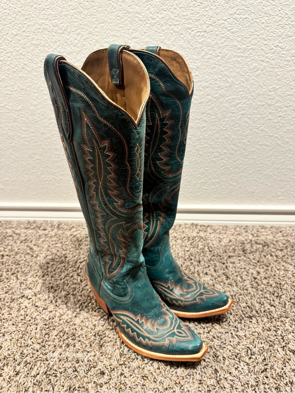 Ariat Women’s Casanova Cowboy Boots